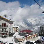 Les Etagnes Hotel