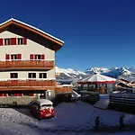 Les Etagnes Hotel