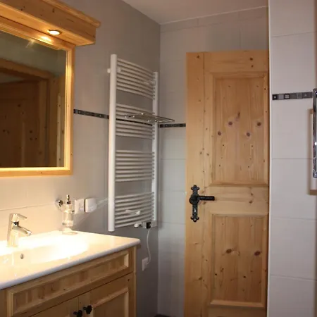 Hotel Les Etagnes 3*