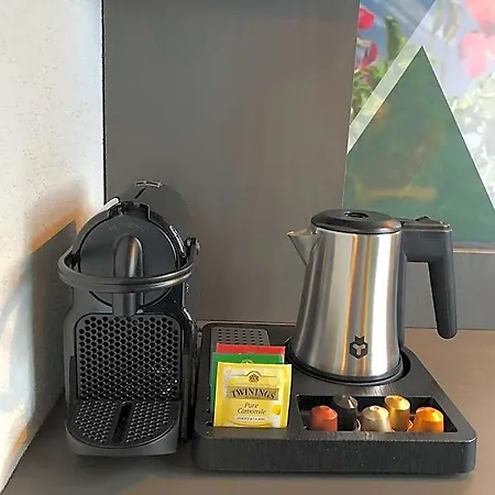 莱斯埃塔格尼斯酒店 酒店 南达