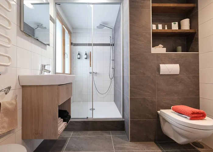 Les Etagnes نينداز